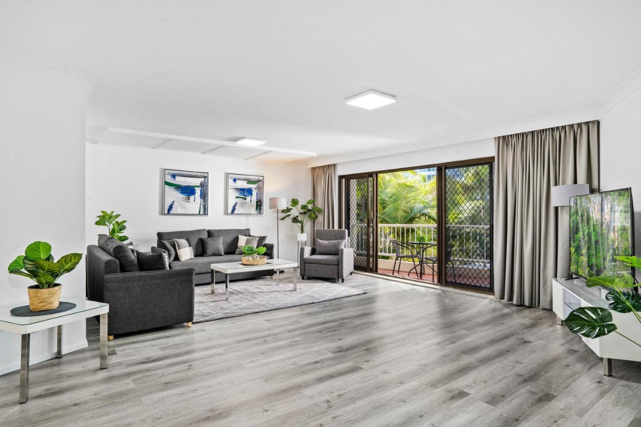 Coco Bella Retreat In Central Surfers - Sleeps 6-8 Голд-Кост Экстерьер фото