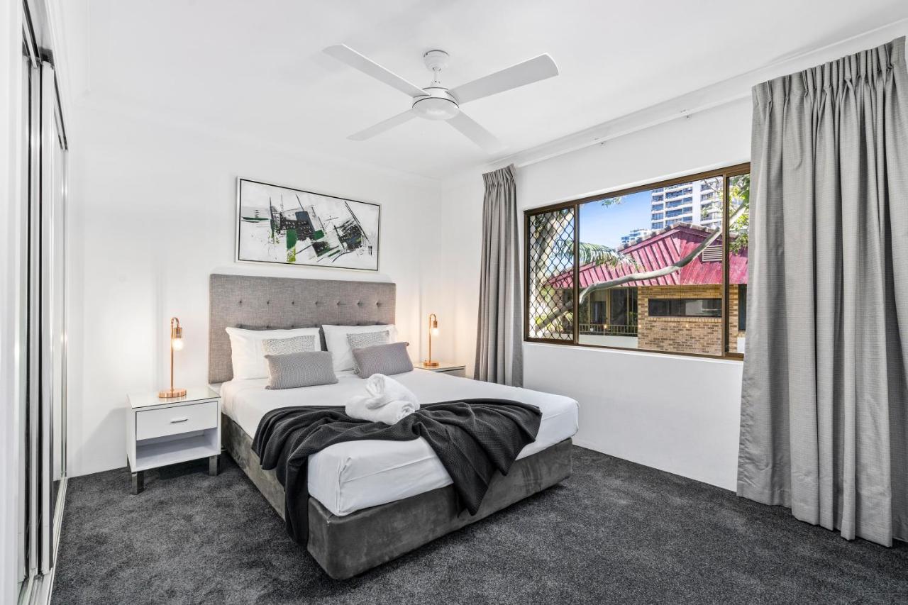 Coco Bella Retreat In Central Surfers - Sleeps 6-8 Голд-Кост Экстерьер фото